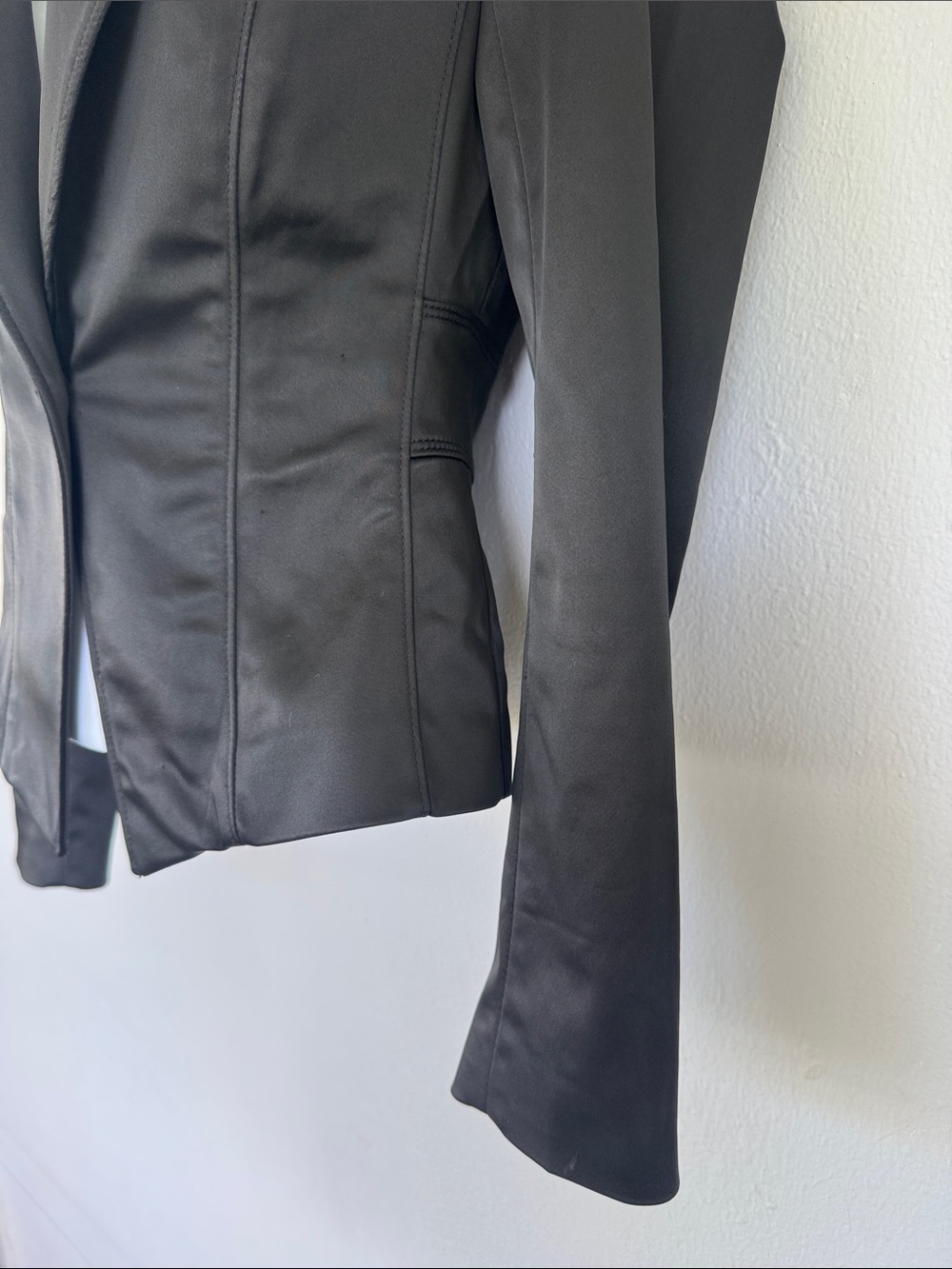 Bebe black satin single button tailored fit blazer jacket size 0 - Picture 9 of 14